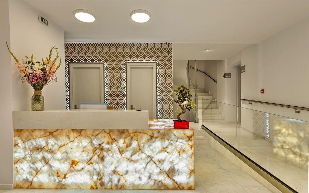 Myrties Zephyros Hotel מראה חיצוני תמונה