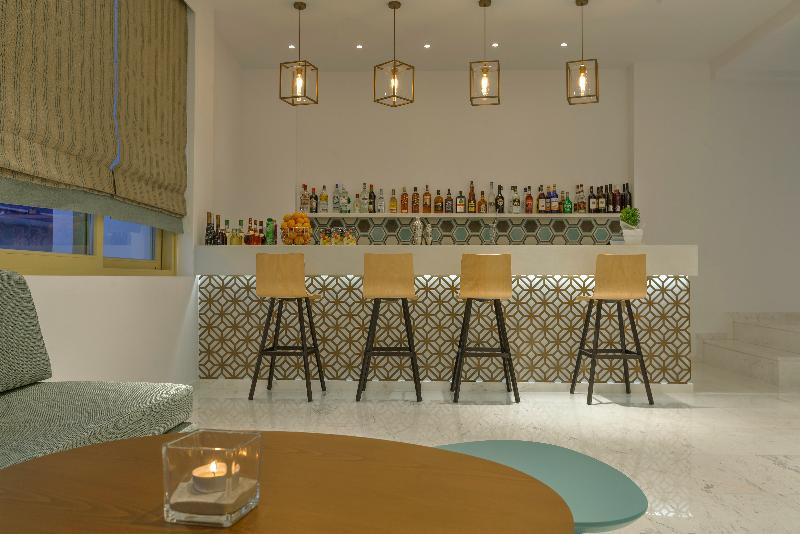 Myrties Zephyros Hotel מראה חיצוני תמונה