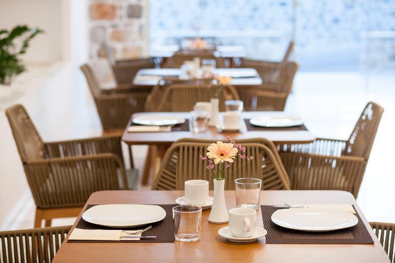 Myrties Zephyros Hotel מראה חיצוני תמונה