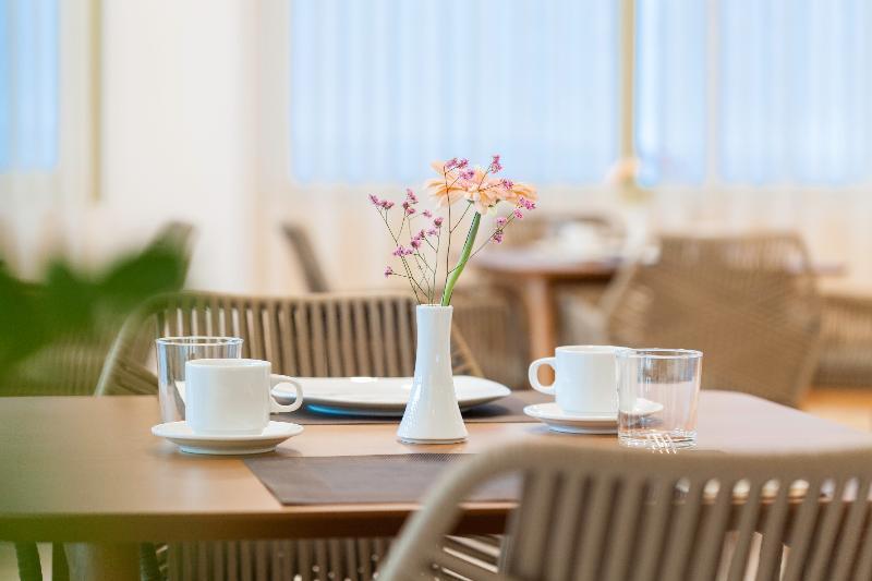 Myrties Zephyros Hotel מראה חיצוני תמונה