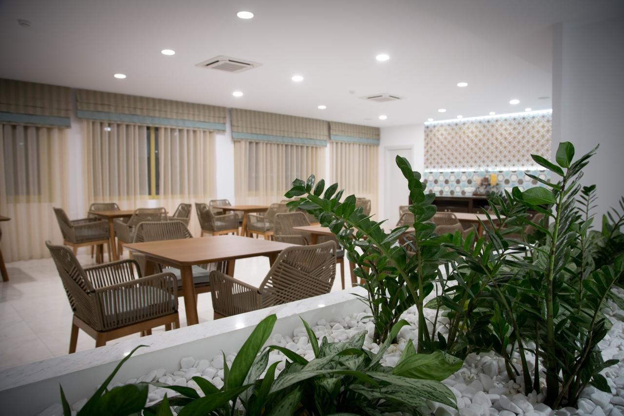 Myrties Zephyros Hotel מראה חיצוני תמונה