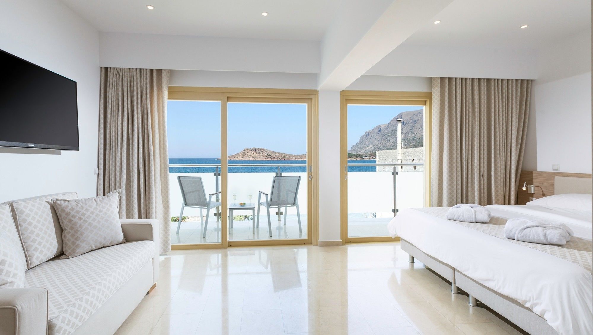 Myrties Zephyros Hotel מראה חיצוני תמונה