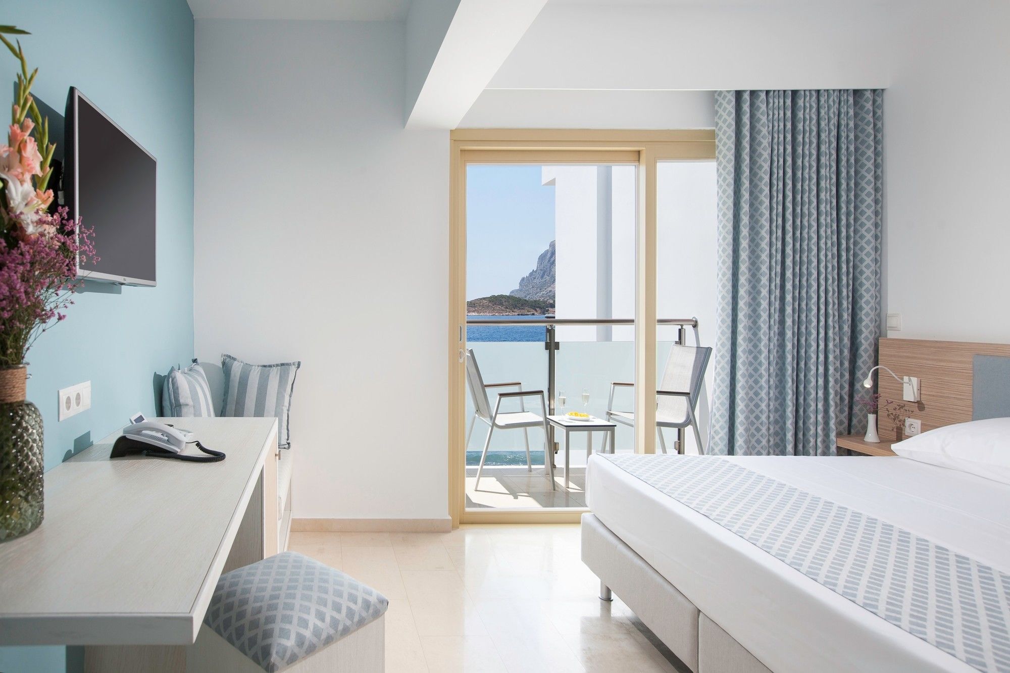 Myrties Zephyros Hotel מראה חיצוני תמונה
