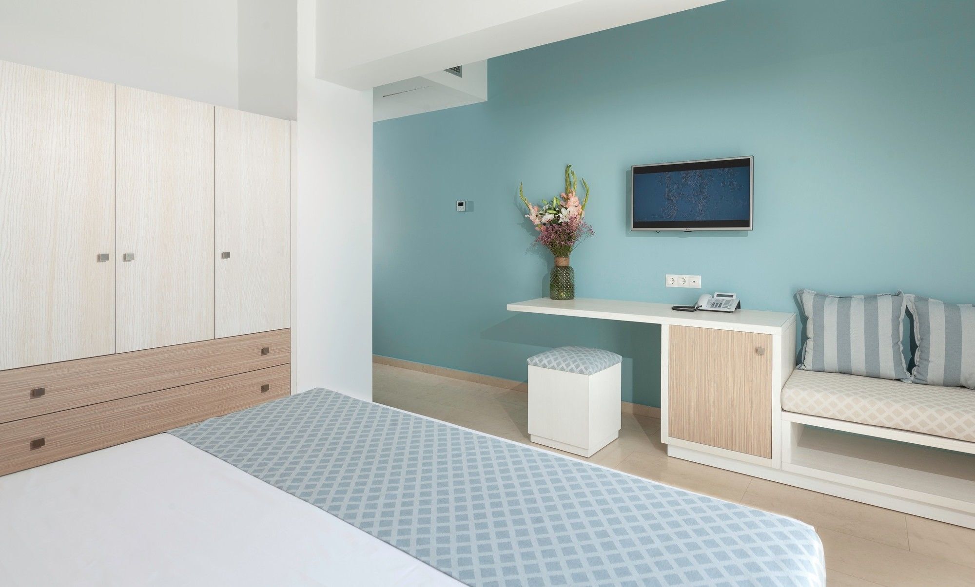Myrties Zephyros Hotel מראה חיצוני תמונה
